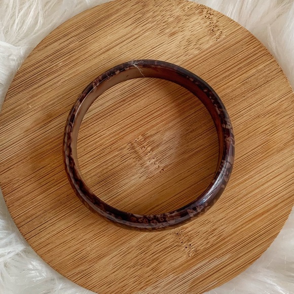 Bracelet Asymmetrical Leopard Bracelet - Picture 3 of 7